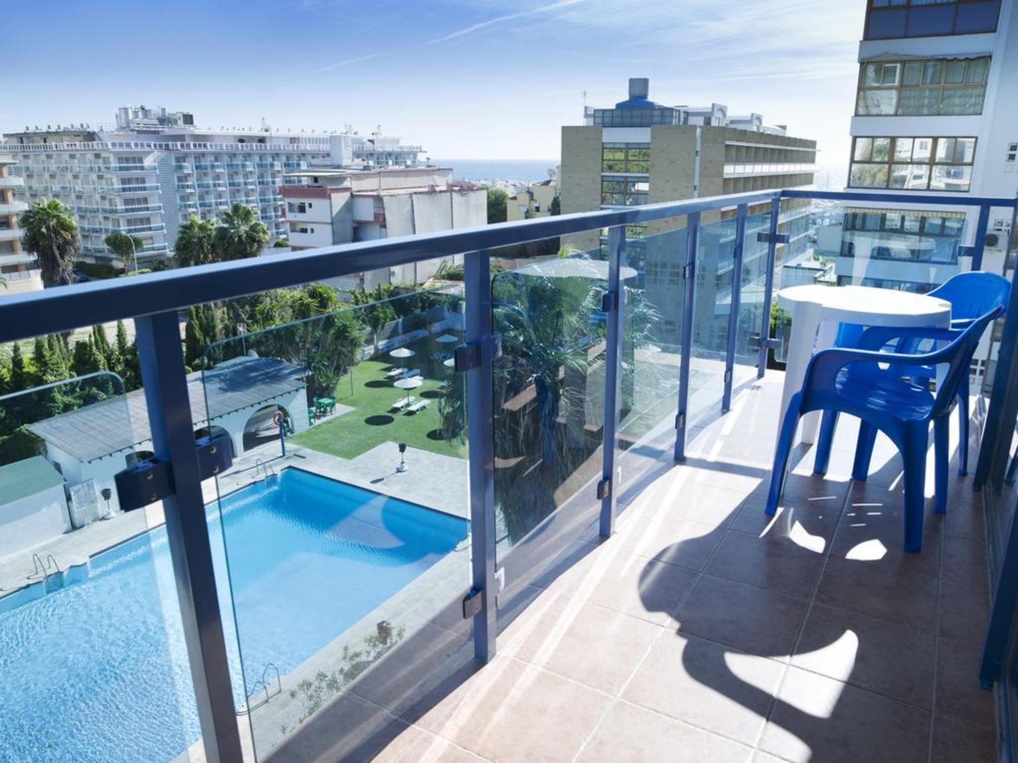 Apartamentos Ms Pepita Benalmadena Bagian luar foto