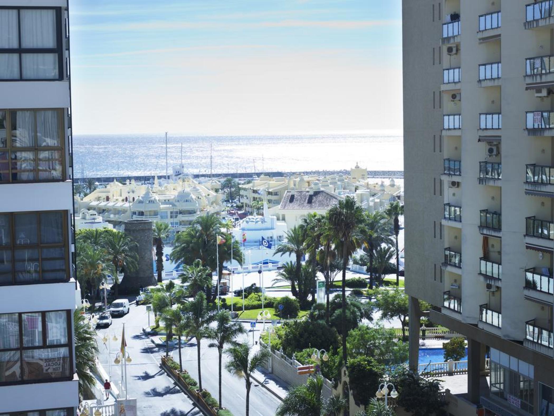 Apartamentos Ms Pepita Benalmadena Bagian luar foto
