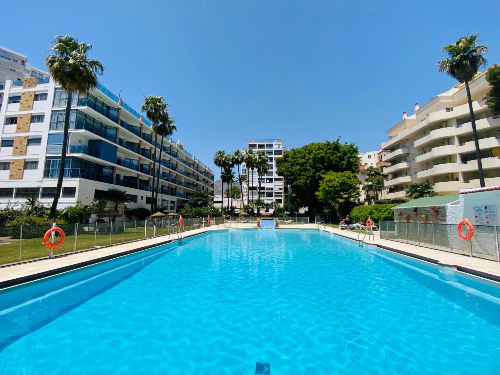 Apartamentos Ms Pepita Benalmadena Bagian luar foto