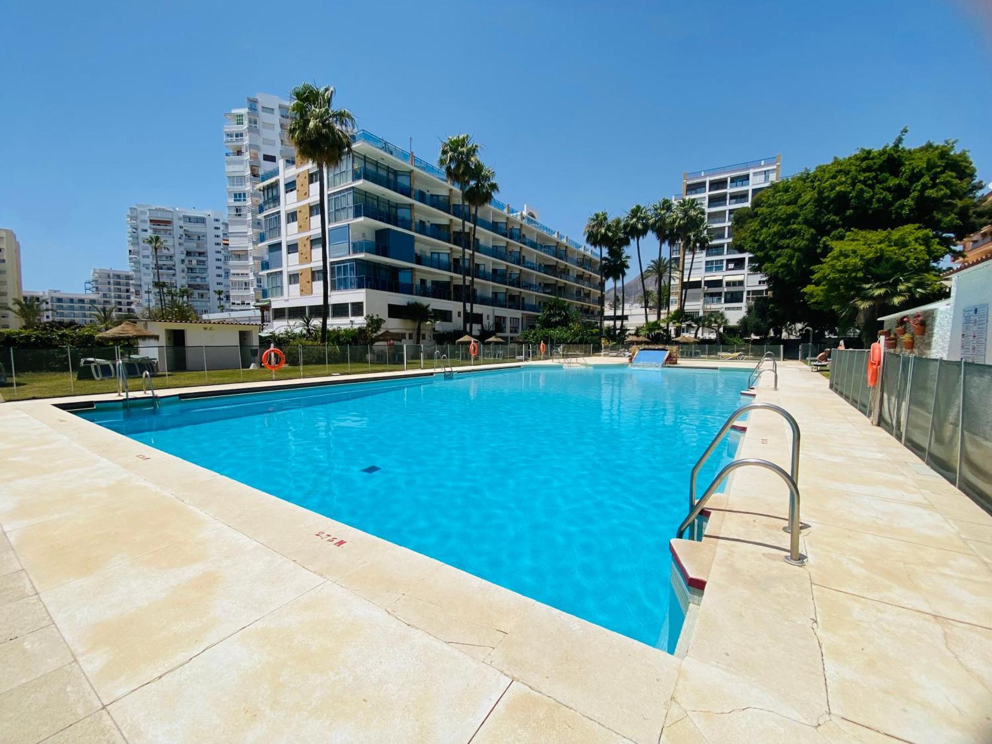 Apartamentos Ms Pepita Benalmadena Bagian luar foto