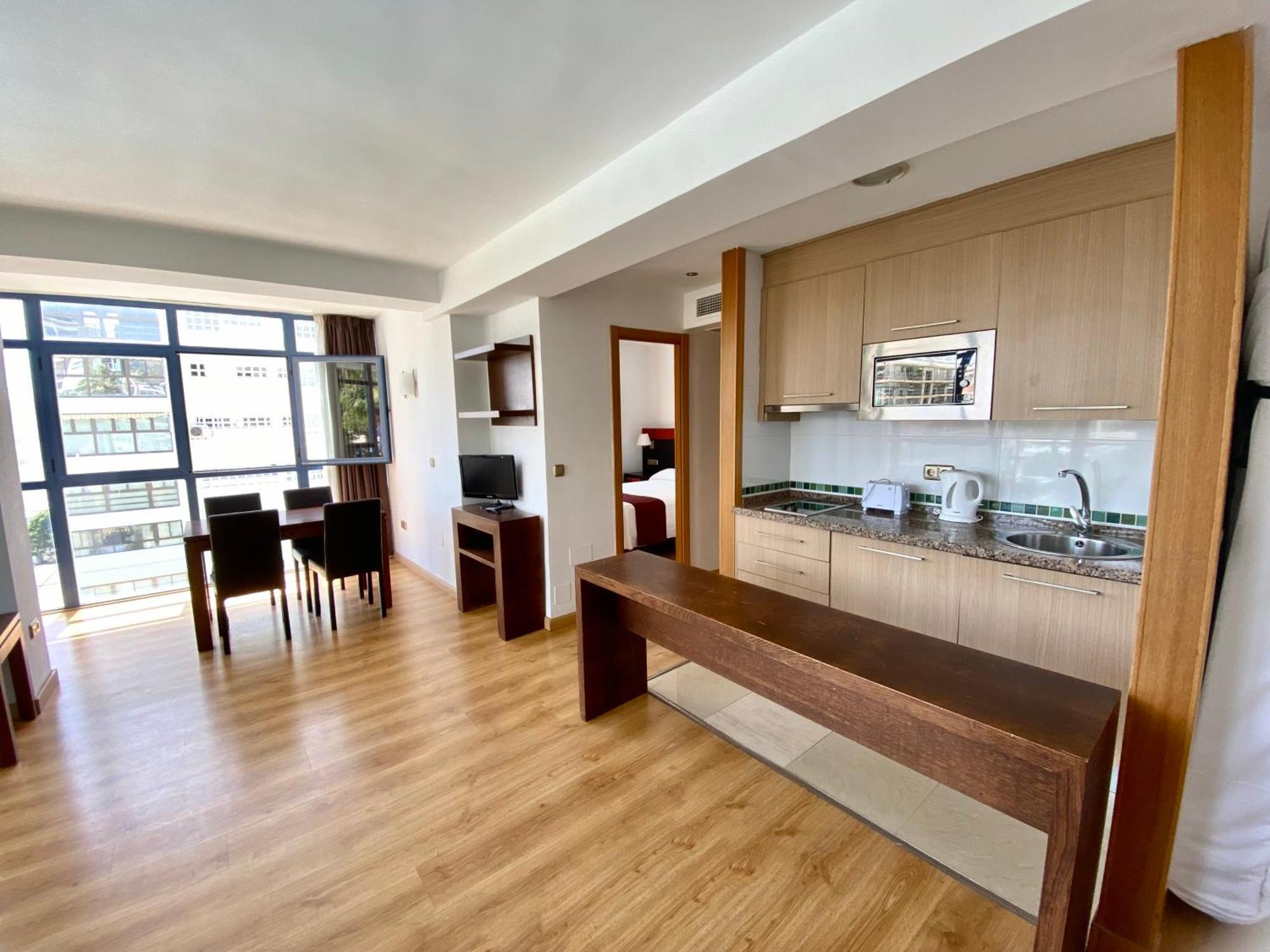 Apartamentos Ms Pepita Benalmadena Bagian luar foto