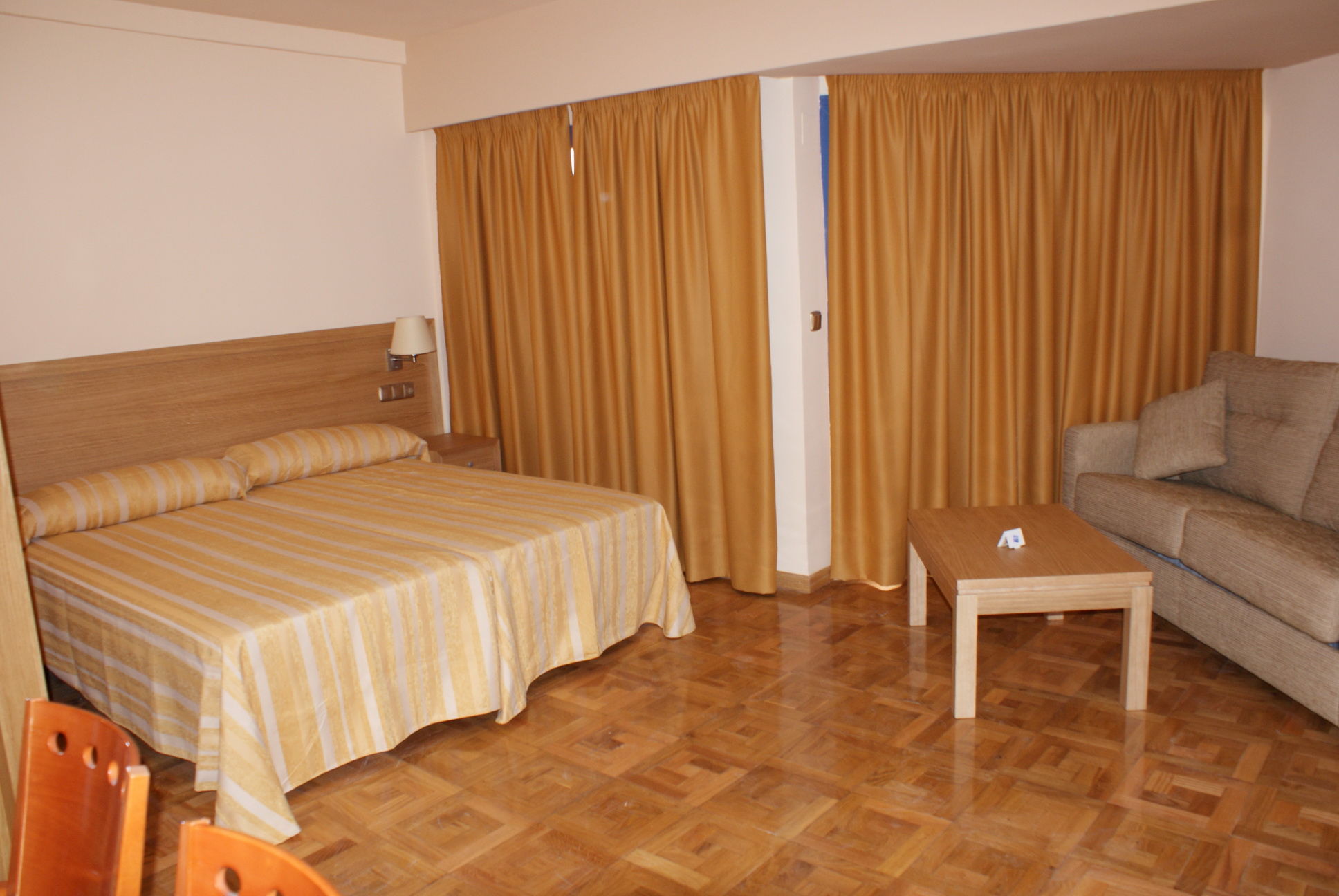 Apartamentos Ms Pepita Benalmadena Bagian luar foto