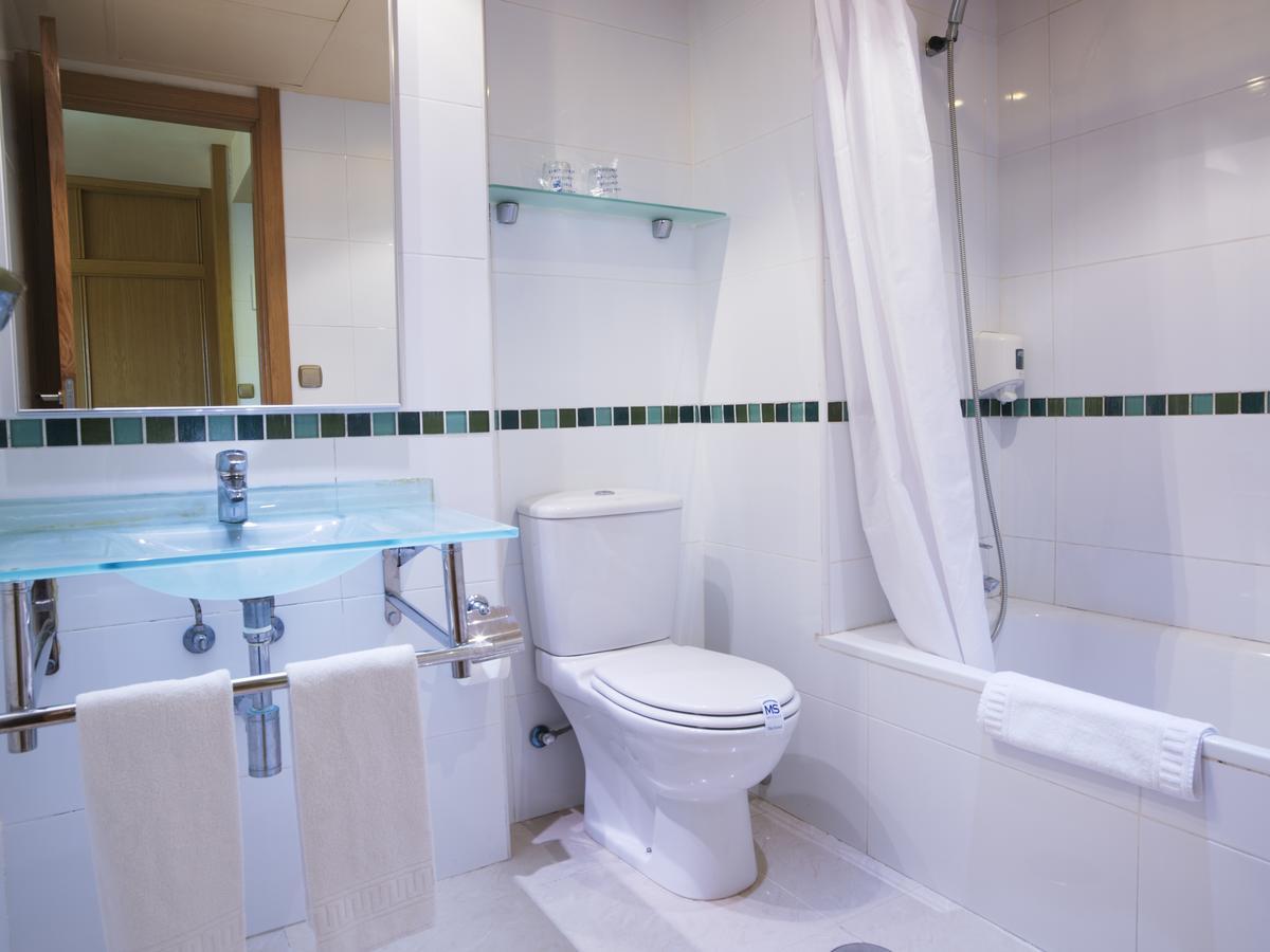 Apartamentos Ms Pepita Benalmadena Bagian luar foto